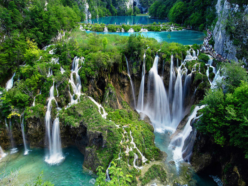23 Stunning and Breathtaking Places