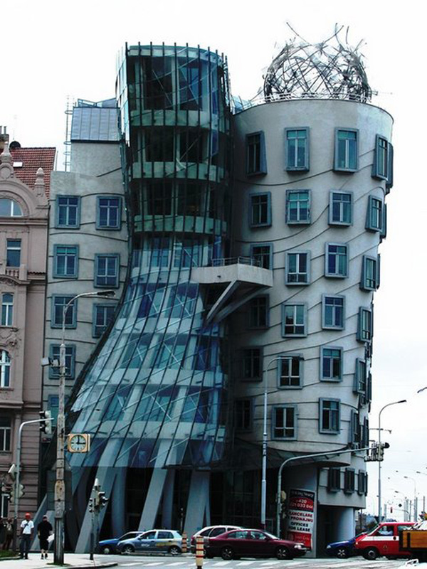 24 Amazing and Strange Building From Around The World