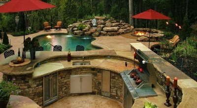 10 Outdoor Luxury Kitchen Designs