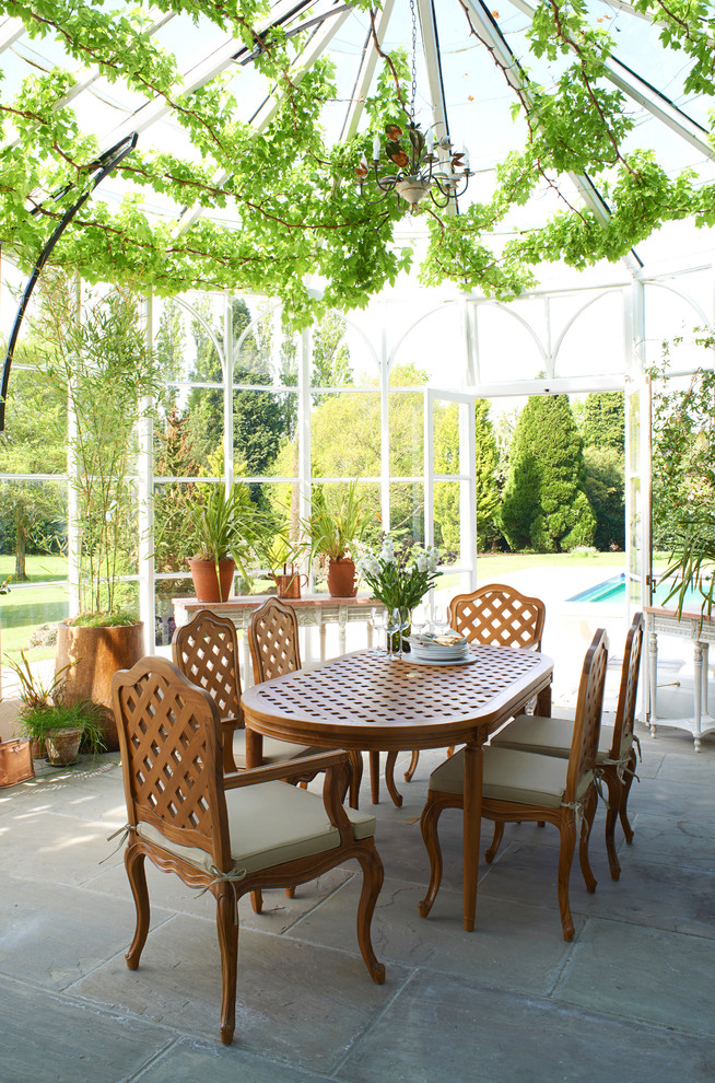 17 Incredible Sunrooms To Enjoy and Gather the Cosmic Sun Energy