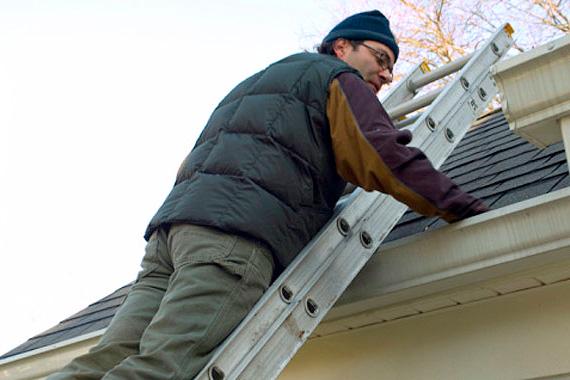 In Need Of Cleaning Roof Gutters? Here Is Why to Hire Experts