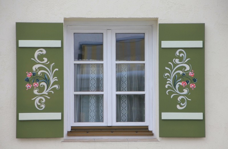 When to Replace Your Windows and When to Repair