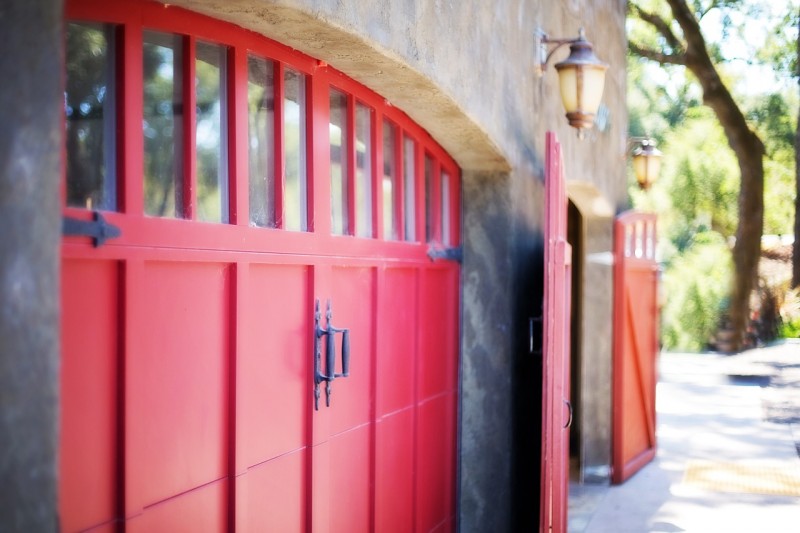 8 Ways Your Garage Door Can Be Smart