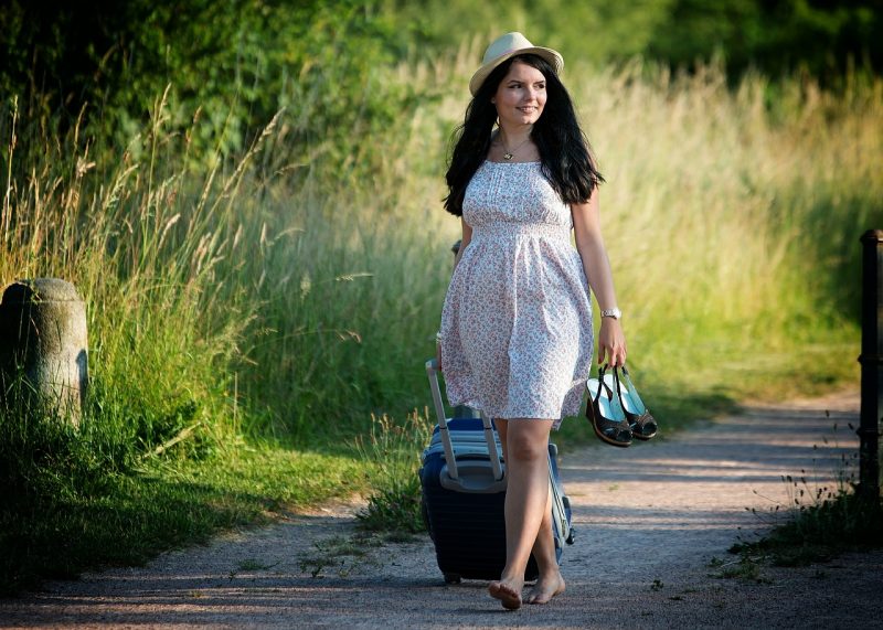 7 Travel Tips to Stay Cool While Traveling In Summers