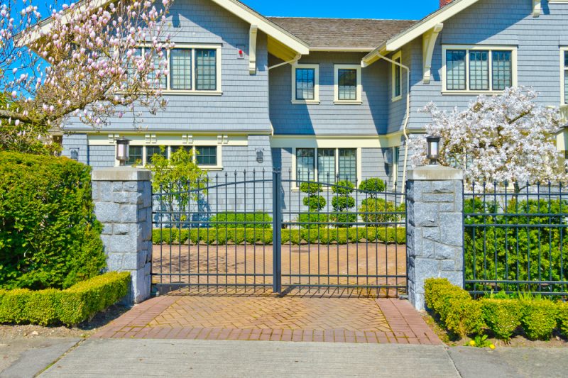 Top Factors To Be Considered Before You Choose A Gate For Your Home