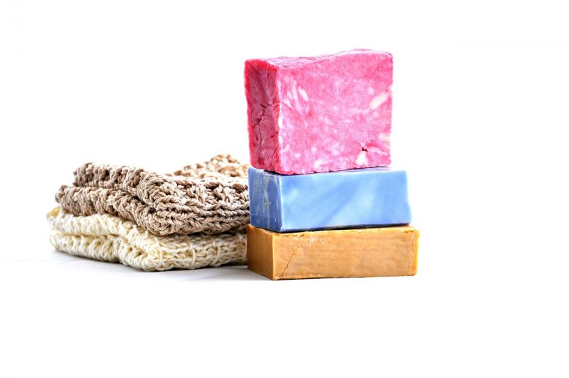 DIY: Homemade Soap from Glycerin