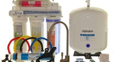 How does a home water filter work?