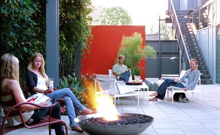 Liven Up Your Backyard: 8 Design Tips on How to Create an Inviting Outdoor Space