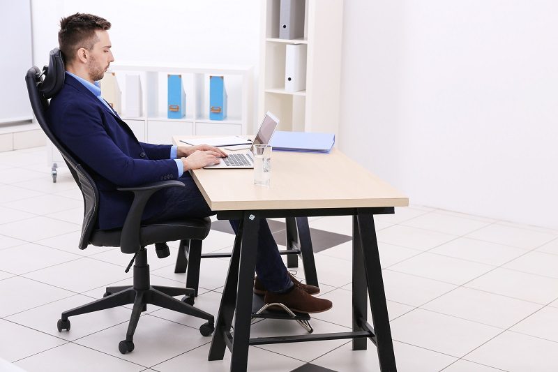 The Benefits Of Height Adjustable Desks, Height Adjustable Table Benefits
