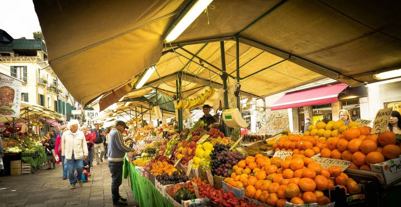 How to Travel like a Local in Italy