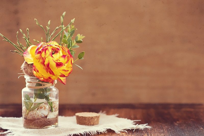 6 DIY Housewarming Gifts That Are Sure To Please