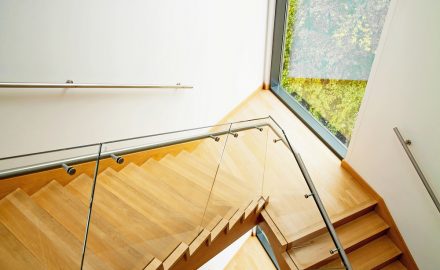 Reasons Why You Need Frameless Glass Balustrade for Your Home