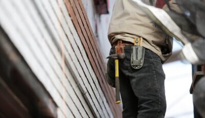 7 Contractors Homeowners Might Need in Times of Crisis