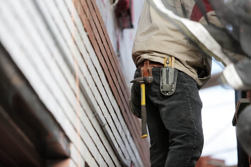Why You Should Only Hire Bonded and Insured Contractors