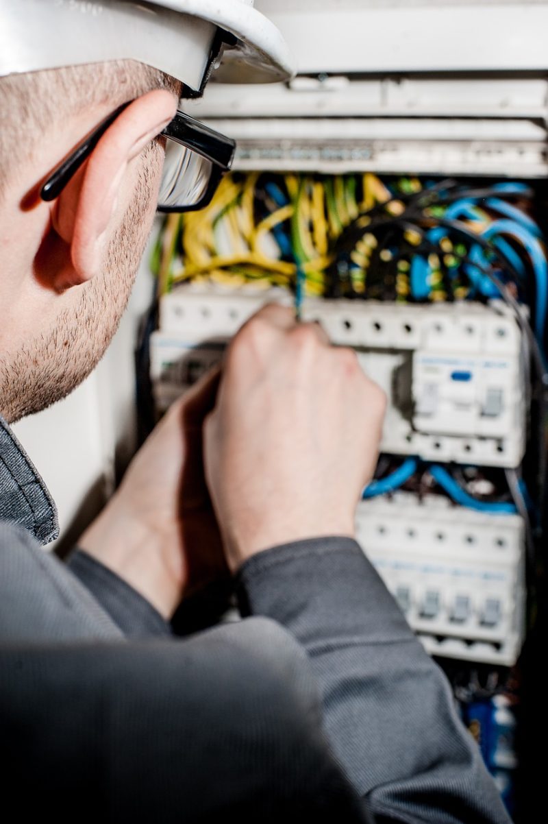 Finding The Best Electrician For Your Home Project