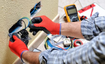 5 Tips to Choose Electrical Services