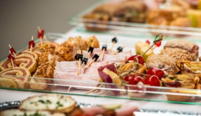 Benefits of Finger Food Catering in a Party