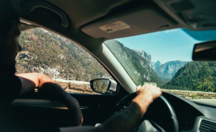 How To Pick the Right Car For a Road Trip