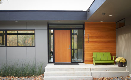 Few Important Insights on Entrance Doors