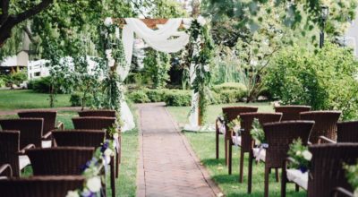 The Ultimate Guide to the Perfect Backyard Wedding