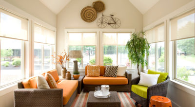How to Make Your Living Room Warm and Welcoming in Time for Spring