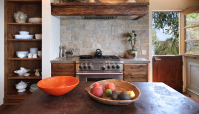 How to Bring Beauty to Plain Home Spaces Using Natural Stone