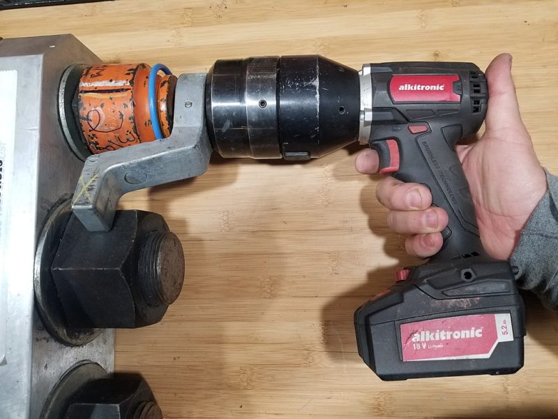 How to Choose the Right Impact Wrench for The Job?