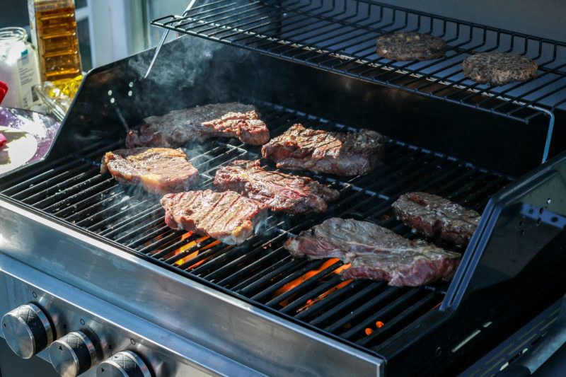 Charcoal, Gas, Wood or Combo? Your Guide to Grill Types