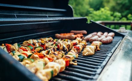 Charcoal, Gas, Wood or Combo? Your Guide to Grill Types