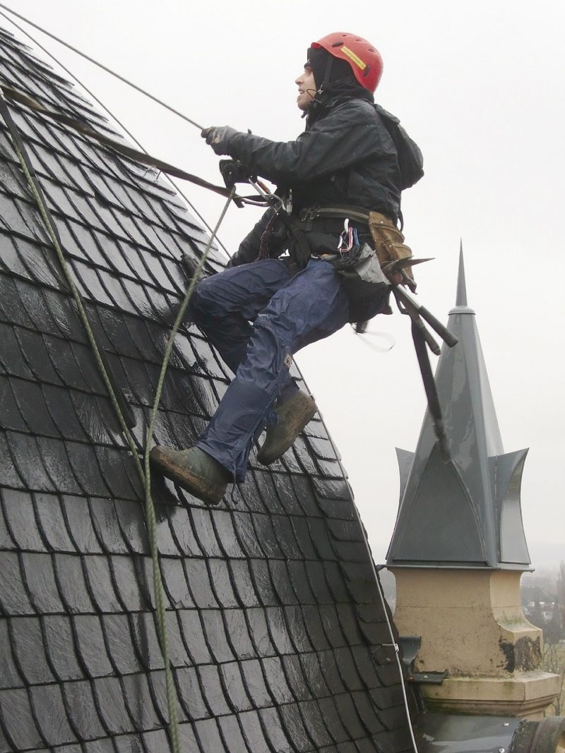Navigating Your Way Through The Professional Roof Repair Process