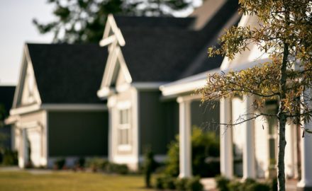 5 Things You Need to Consider Before Buying a House