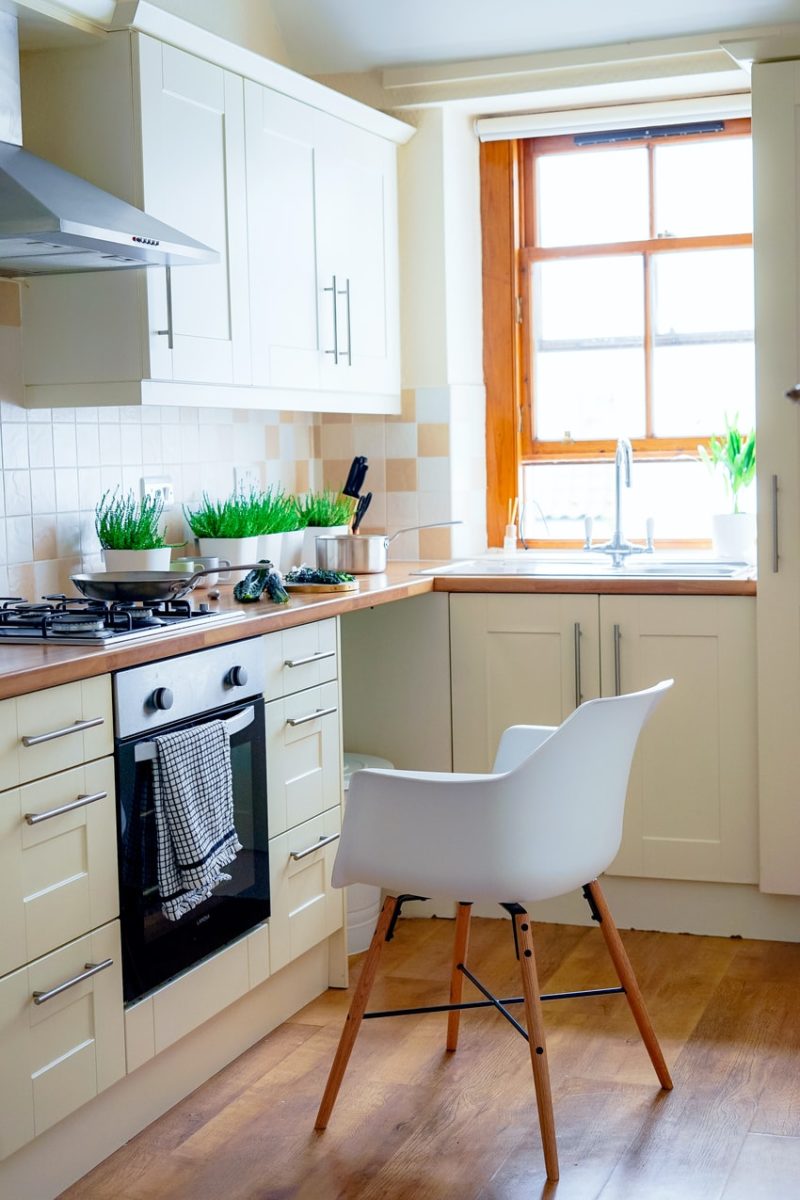 The Benefits of Reorganizing Your Kitchen