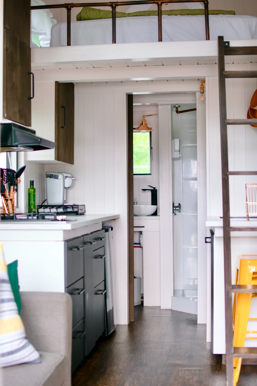 7 Tips for Designing a Tiny House Kitchen - BeautyHarmonyLife