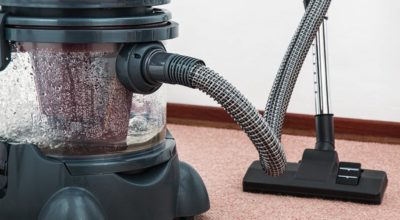 What can I use to dry wet Carpets?