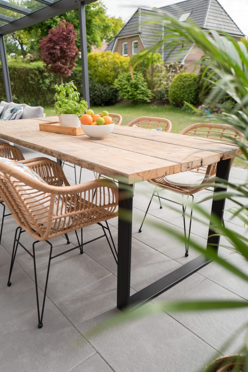 How To Choose The Right Material For Outdoor Furniture