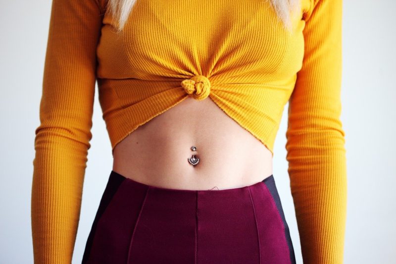The Belly Button Piercing: This Is What You Need to Know