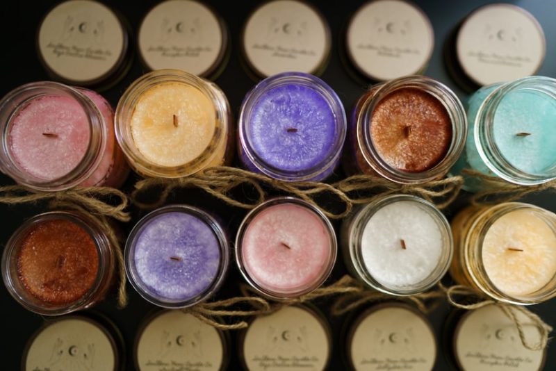 How to Make Your Own Scented Candles for Summer