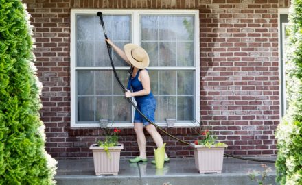 What To Include In Your Home Exterior Cleaning Checklist