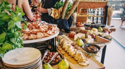 How Does Wedding Catering Work?