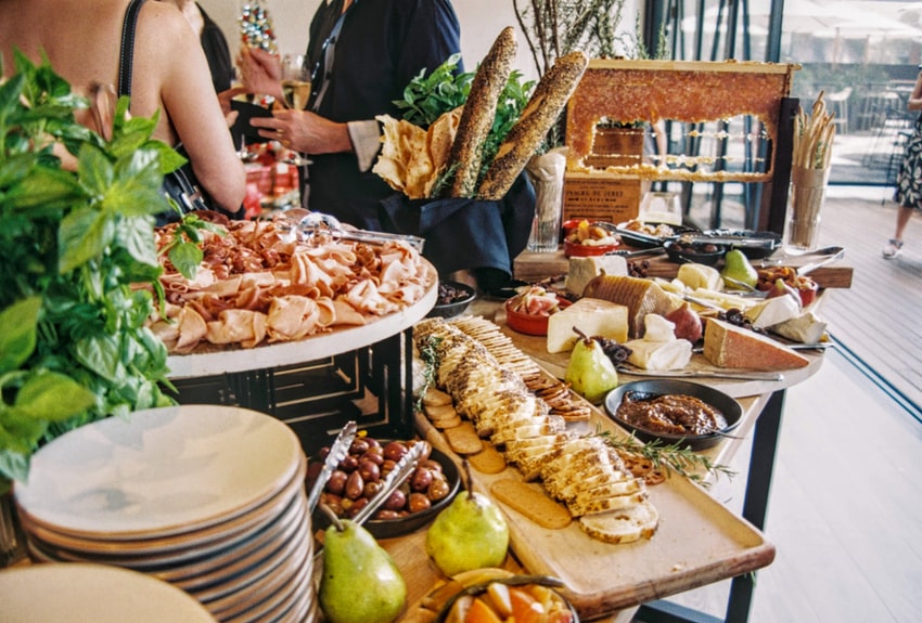 How Does Wedding Catering Work? - BeautyHarmonyLife