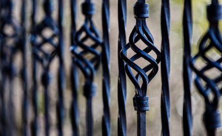 How to Choose a Fence for Your Yard