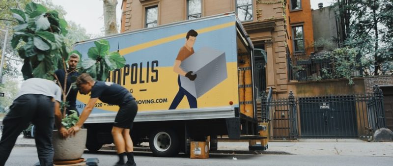 On the Move? How to Choose the Right Moving Company
