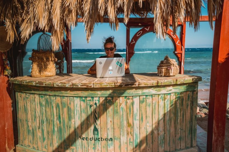 Here’s How You Can Become a Digital Nomad