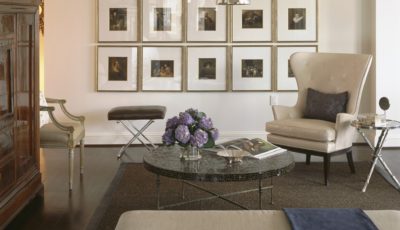 How to Properly Arrange Pictures on a Wall in Your Home