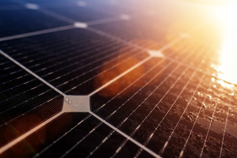 Considering Portable Solar Panels? These 7 Benefits Make Them a Win