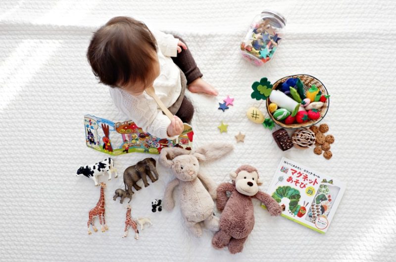 The Easiest Way To Keep Track of Little Ones