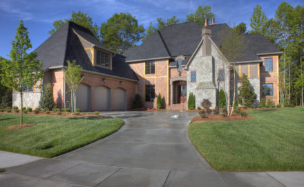 What Type of Concrete Is Best for Your Home’s Driveway