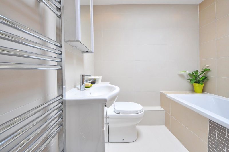 How can you design a luxury bathroom?