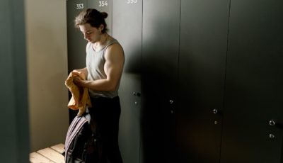 The Ultimate Guide to Keeping Locker Rooms Spotless: Tips and Tricks for Cleaning
