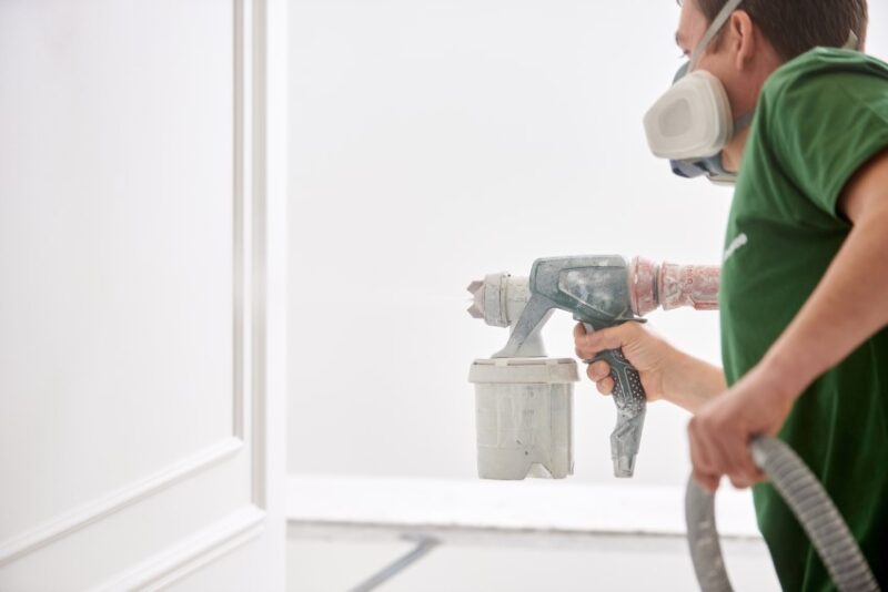 How To Choose the Right Paint Application Method for a Flawless Home